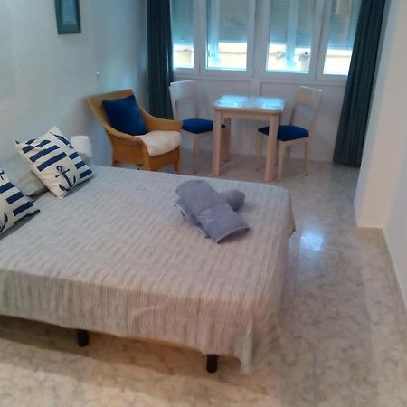 Los Cisnes Beach Studio 100M Playa Benalmádena Exterior foto